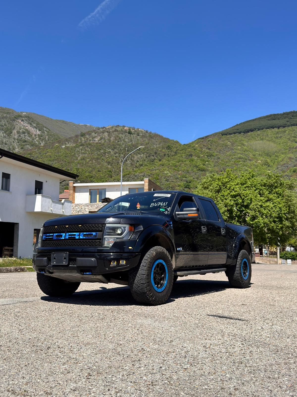 Ford F-150 Raptor SVT R
